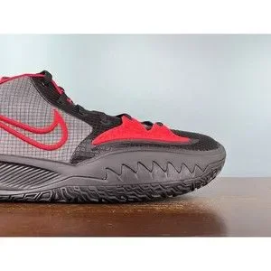 Nike | Shoes | Nike Kyrie 4 Low Bred Blackred Basketball  display picture 2